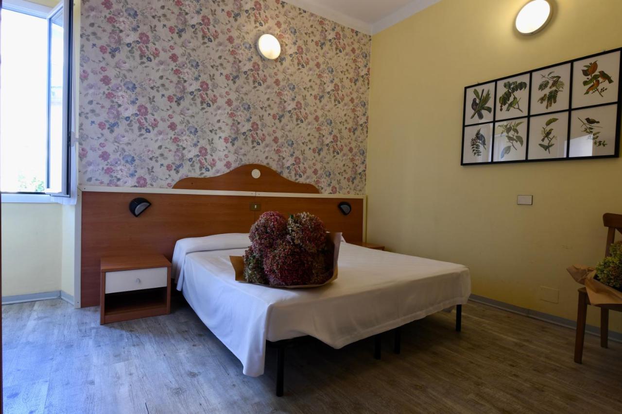 Hotel Villa Maria Varazze Esterno foto